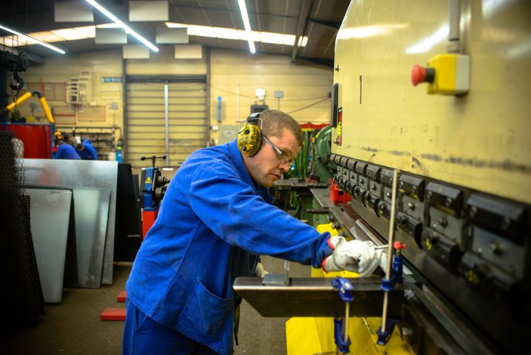 travail du métal ESAT